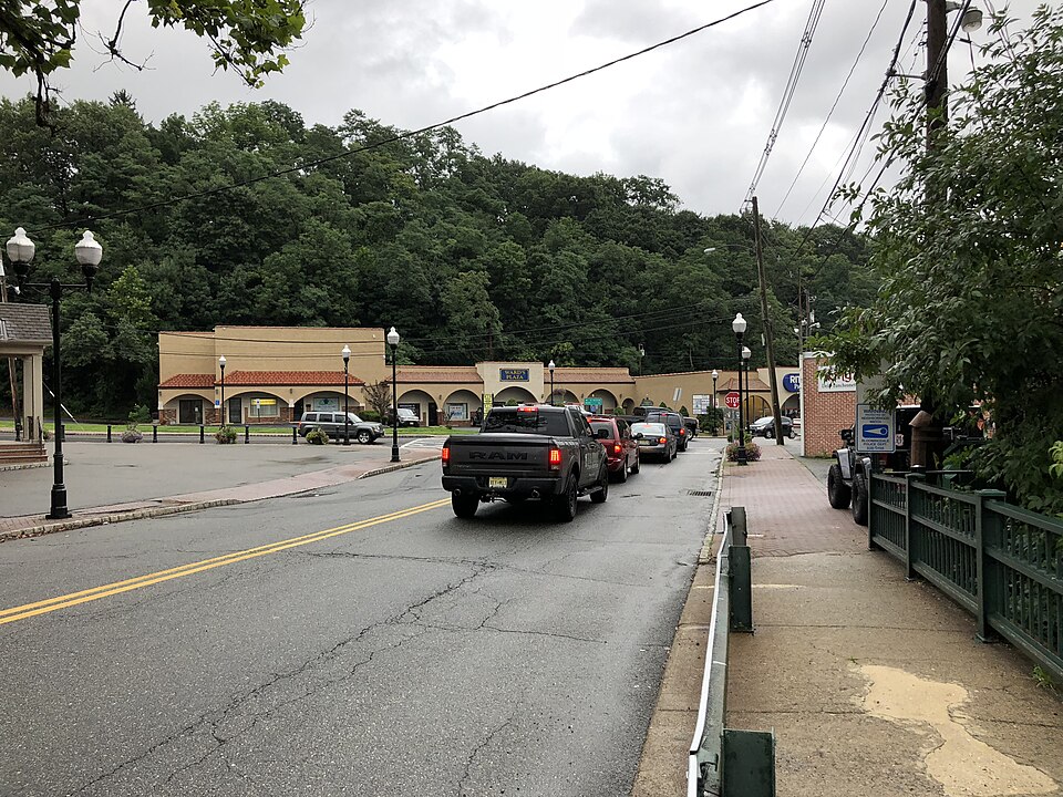 View north along Main Street in Bloomingdale, New Jersey